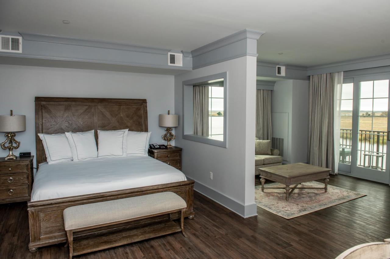 Oaks On The River Darien Exterior photo